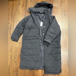 Universal Standard 4 in 1 Hybrid Puffer, Black. Size M (18/20)